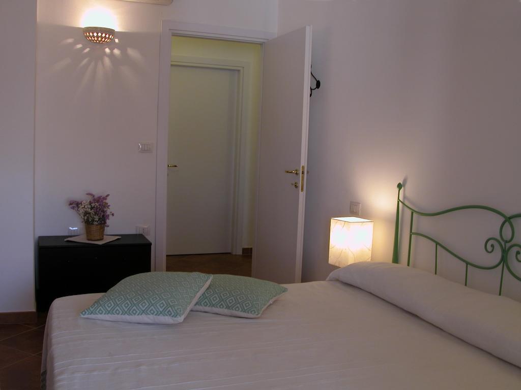 B&B L'Umbra Di Lu Soli Castelsardo Cameră foto